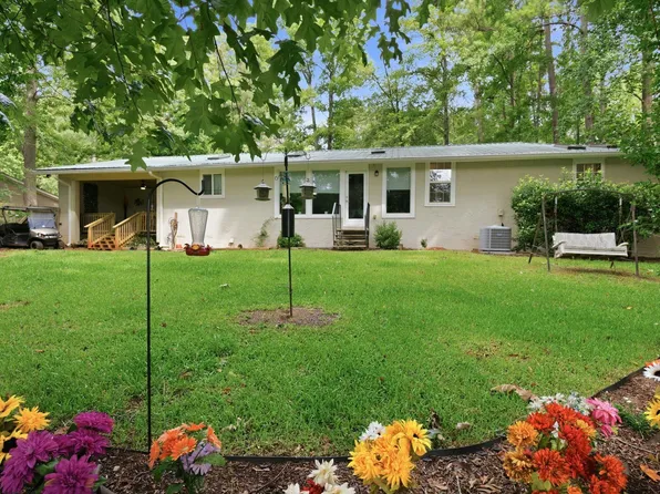 91 Lakeview Cir, Sparta, GA 31087