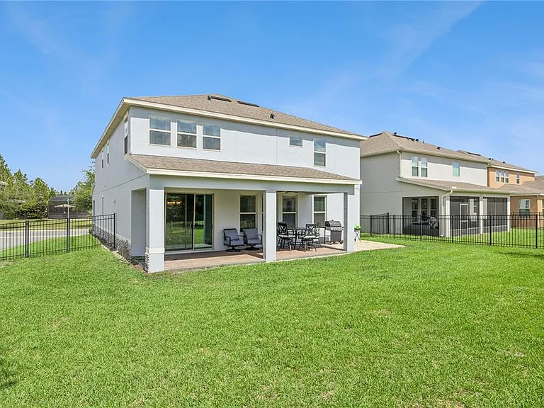 10224 Atwater Bay Dr — Photo 35