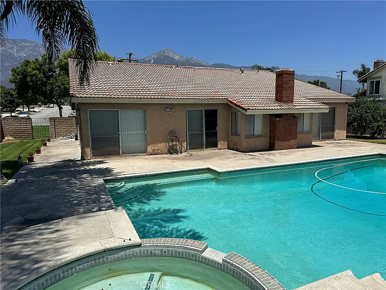 8549 Orange St — Photo 35
