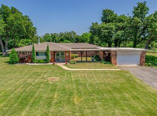 2120 S Henney Rd, Choctaw, OK 73020