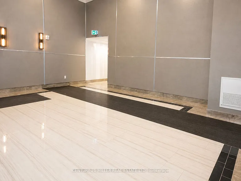 2490 Old Bronte Rd #718 — Photo 4