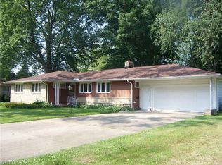 272 Ansel Rd, Geneva, OH 44041