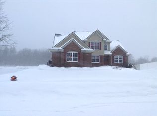 6094 Valerian Ct, Grand Blanc, MI 48439