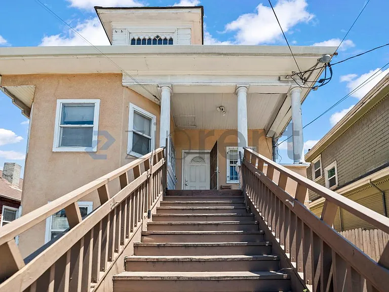 3312 Adeline St — Photo 2
