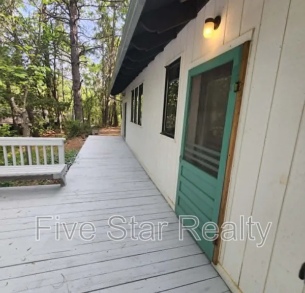 12896 Rices Crossing Rd #COTTAGE — Photo 3