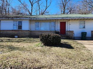 803 Broadway Ave, Cabool, MO 65689