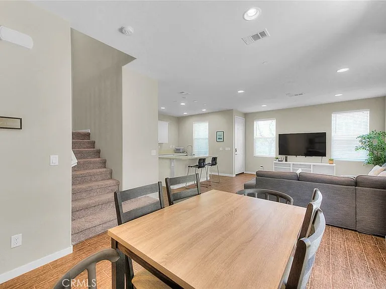 8836 Banyan — Photo 9