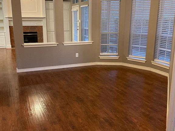 3rd image of 6233 Park Meadow Ln
