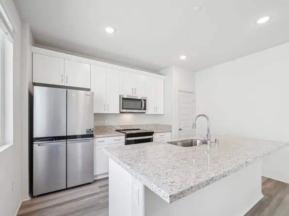 1138 Tropic Ct, Redlands, CA 92374