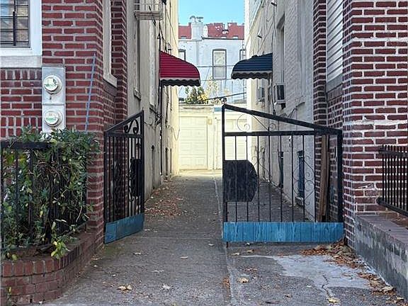 3rd image of 352 68th St