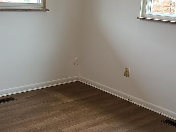 4th image of 3104 Ackerman Blvd