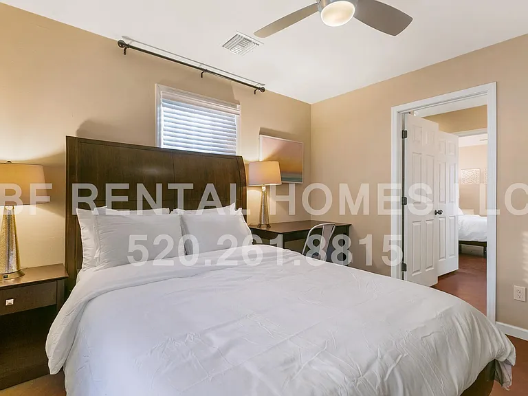 1040 N Arizona Ave — Photo 19