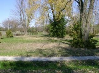 1457 E Nora St, Springfield, MO 65803