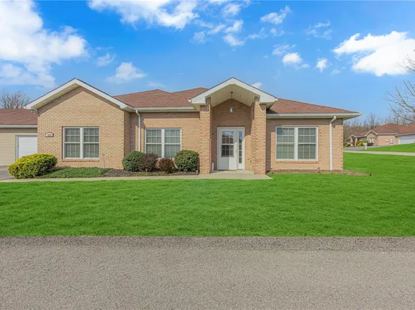 1205 Seminole Cir, Beaver Falls, PA 15010