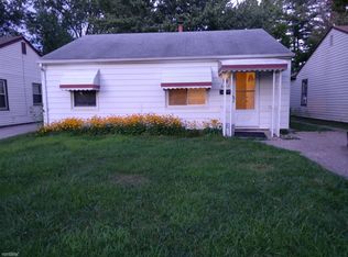 6050 Harrison St, Garden City, MI 48135