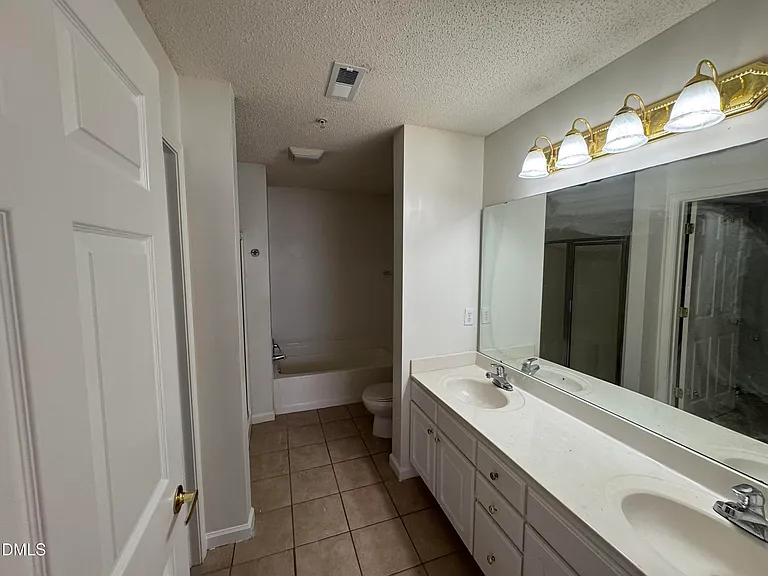 2411 Vancastle Way #103 — Photo 17