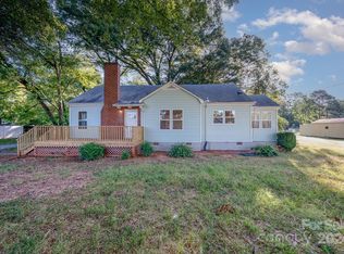 1953 Mecklenburg Hwy, Mooresville, NC 28115