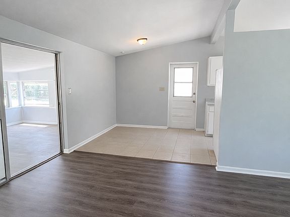 4th image of 14402 15th St #14402