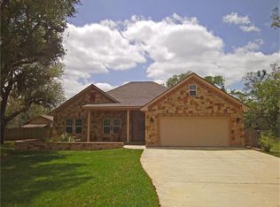 1261 Remington Ct, Angleton, TX 77515