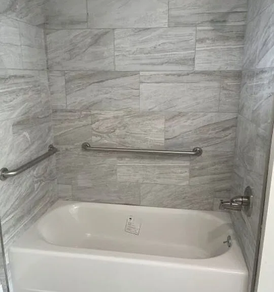 767 N Avenue 50 #202 — Photo 3