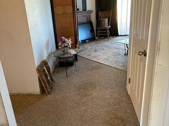 5th image of 5563 Vista Dr