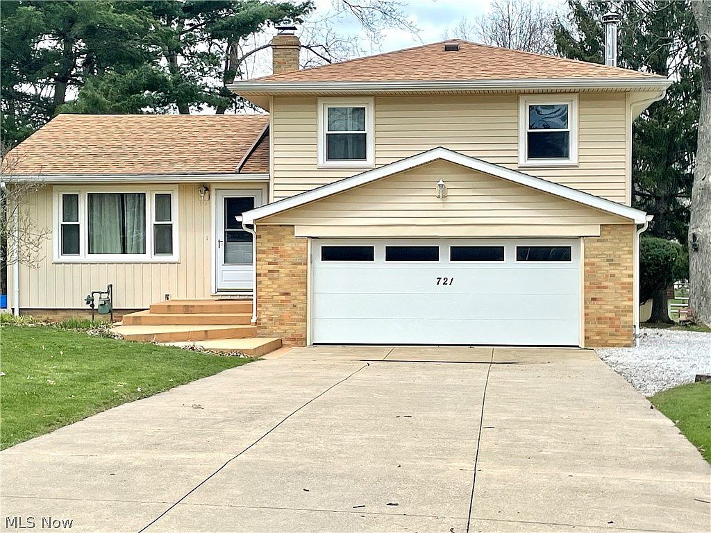 721 Ventura Blvd, Akron, OH 44319 | Zillow