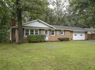 10130 Shuman St, Portage, MI 49024