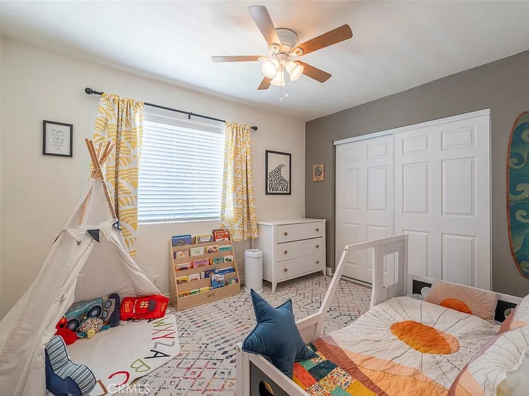 18417 Glenburn Ave — Photo 19