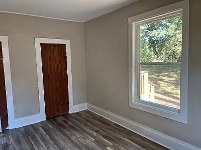 2 bed, 1000 sqft, $1,275 — Photo 4