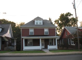 906 Morrell Ave, Connellsville, PA 15425