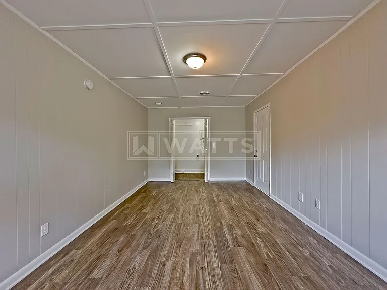 1400 Freda Dr — Photo 9