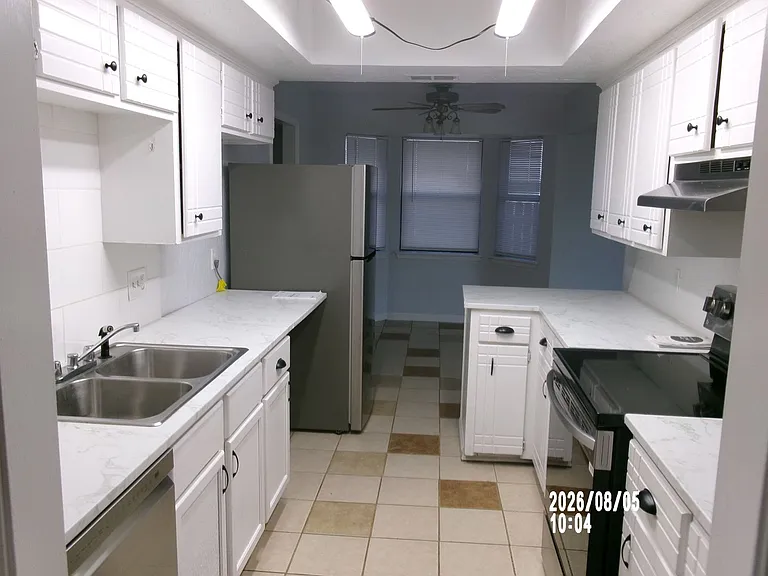 6049 SW Atterbury Dr — Photo 7
