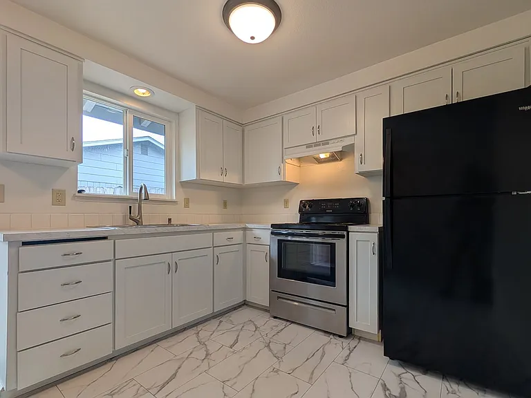 4953 Bluebelle Way — Photo 11