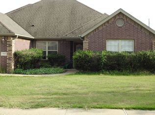 1160 Coventry Ln, Centerton, AR 72719