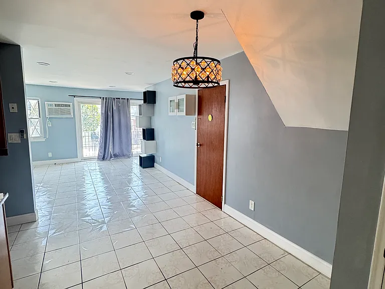 147 Grant Ave #2 — Photo 3