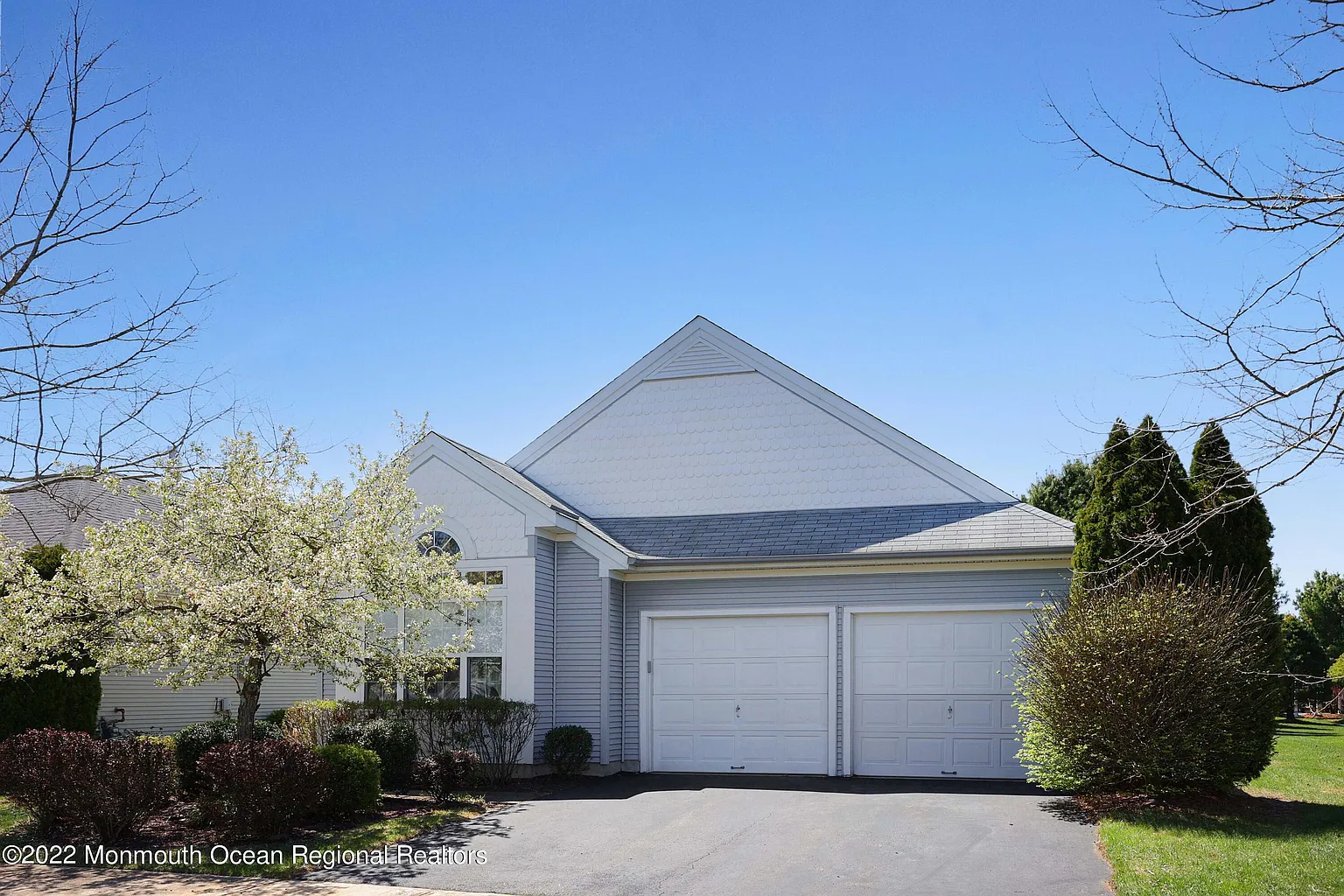 14 Ignatius Dr photo 1