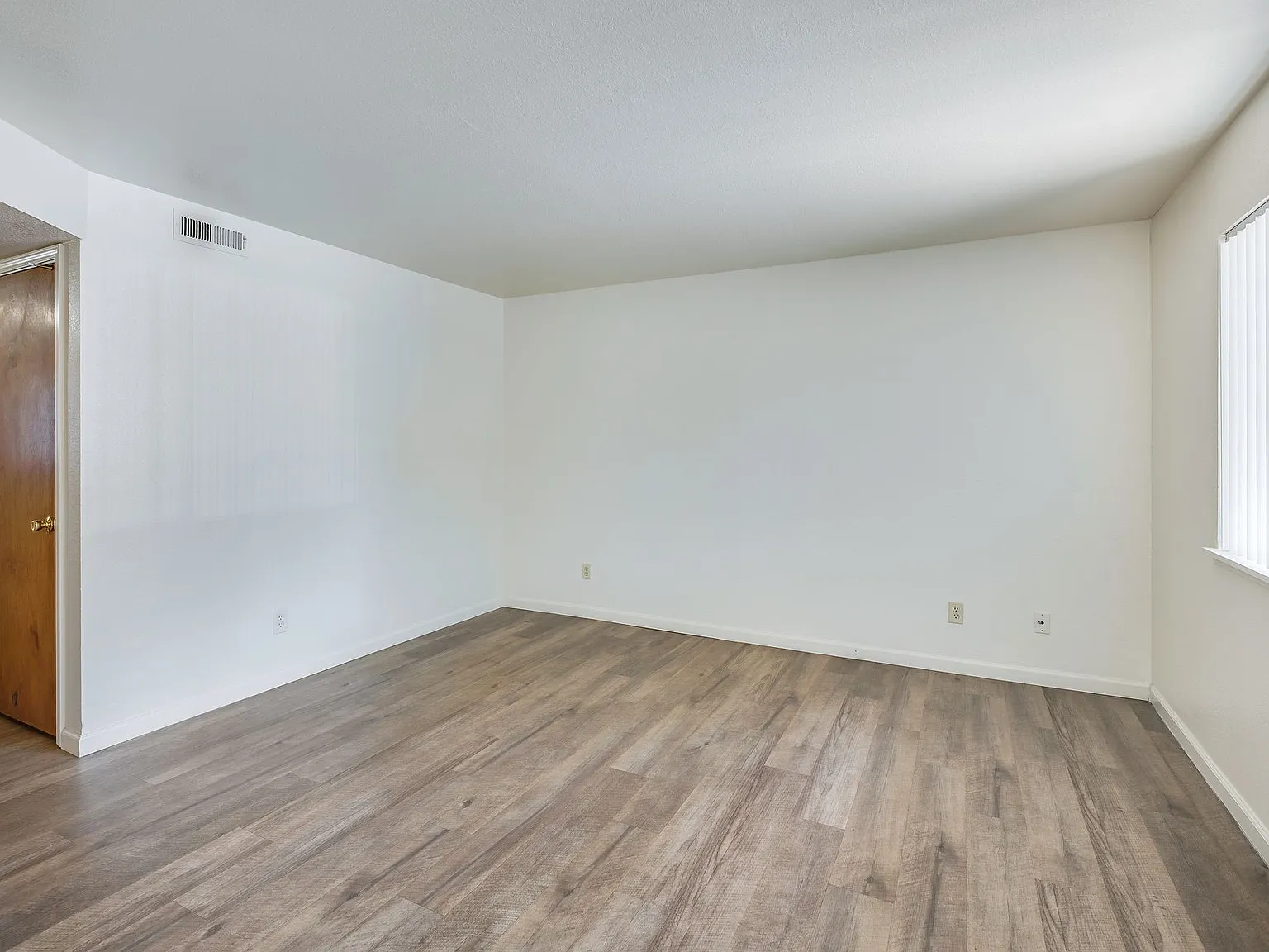 Summer Village Apartments — Photo 3