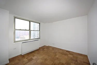 Rented by Manhattan Skyline