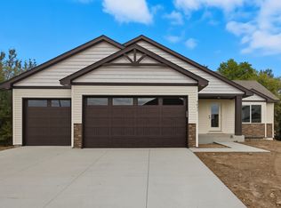 4631 9th St NE, Saint Cloud, MN 56304