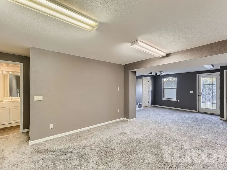 5314 Blandford Cir — Photo 7