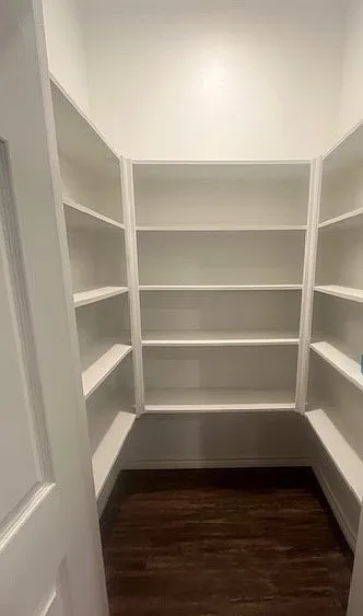 504 Ranier Dr — Photo 11