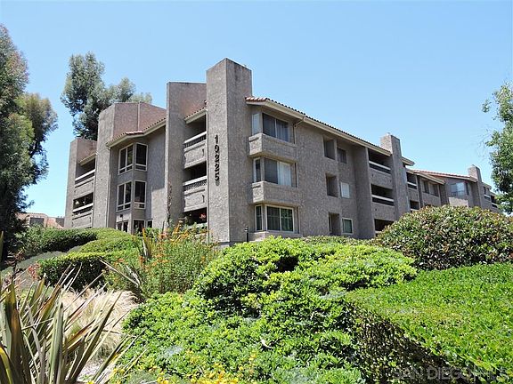 3rd image of 10225 Caminito Cuervo Unit 138