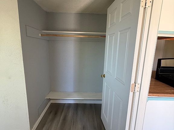 5th image of 306 Topeka St #A