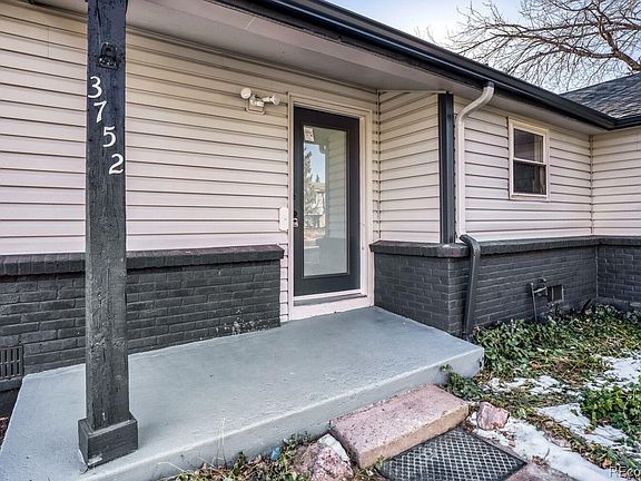 3rd image of 3752 S Pitkin Court S