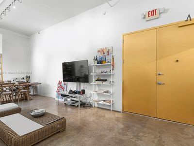 250 NW 23rd St UNIT 211, Miami, FL, 33127