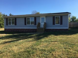 12903 Pinehill Dr, Hagerstown, MD 21740