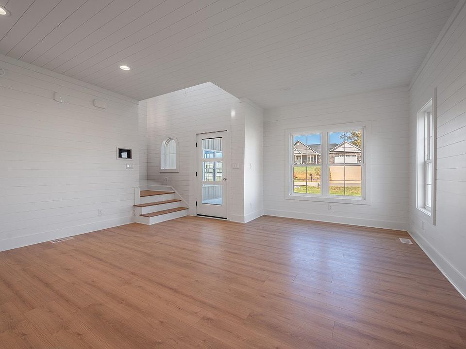 102 Beech Tree Ln, Lynchburg, VA 24501 Zillow