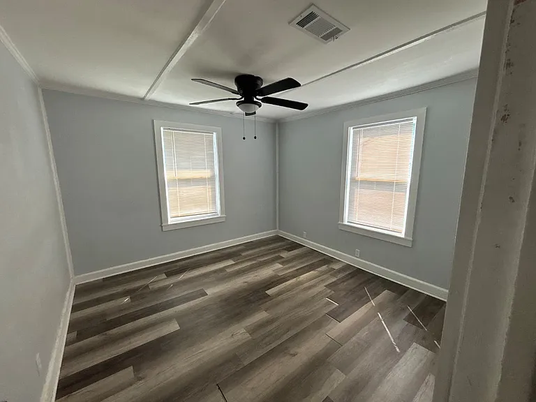 1153 Auburn Dr — Photo 3
