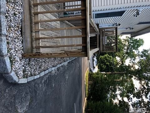 2nd image of 319 1st Ave