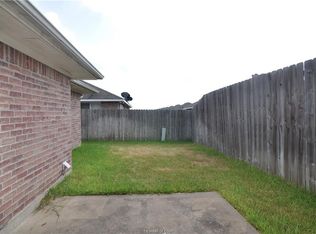 1007 Crepe Myrtle Ct, College Station, TX 77845